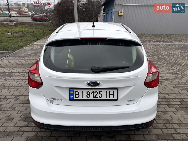 Хэтчбек Ford Focus 2013 в Полтаве