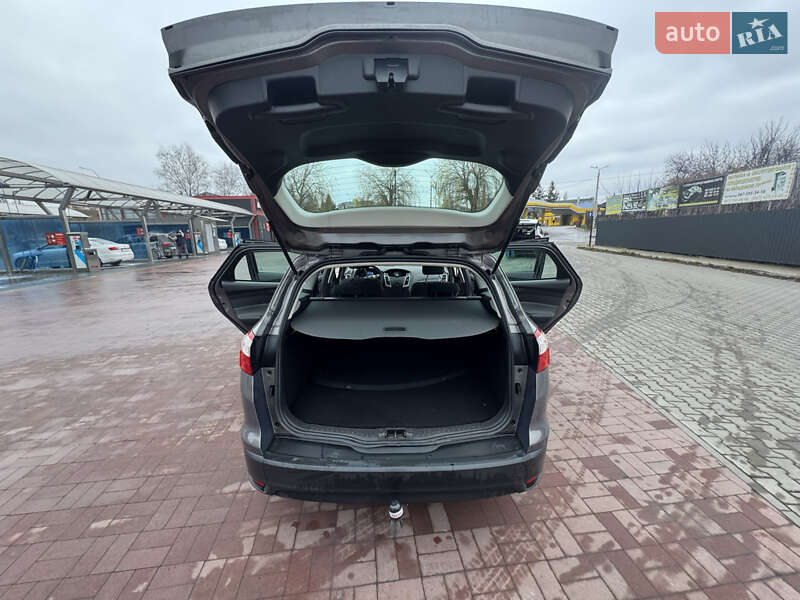 Универсал Ford Focus 2011 в Ровно