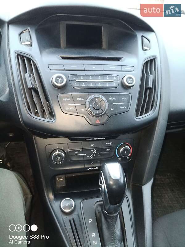 Седан Ford Focus 2015 в Киеве