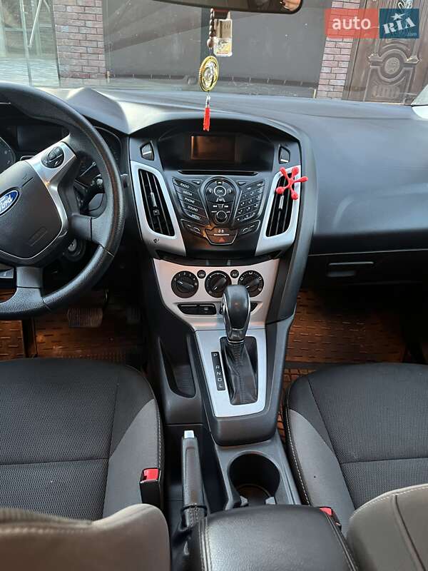 Седан Ford Focus 2014 в Львові