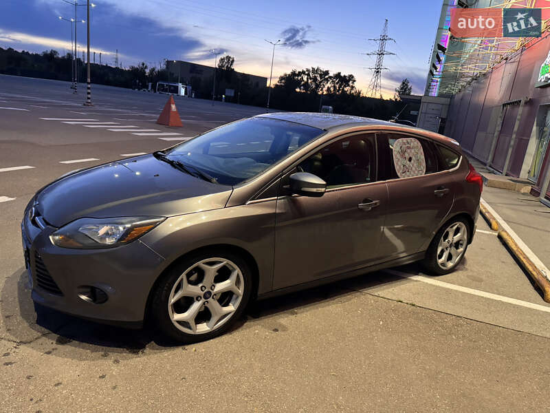 Хэтчбек Ford Focus 2013 в Киеве фото 2 Хэтчбек Ford Focus 2013 в Киеве