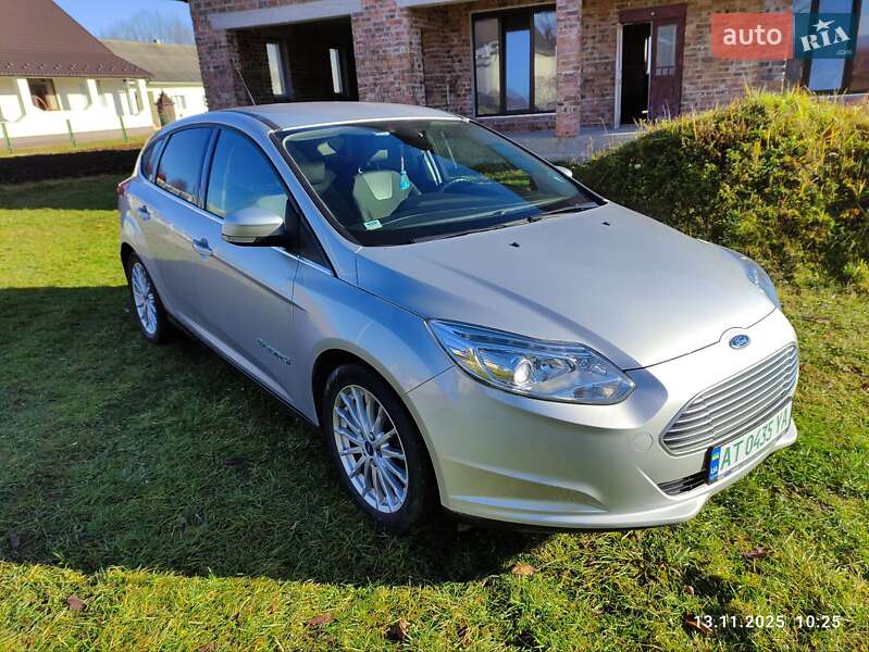 Хэтчбек Ford Focus 2013 в Коломые