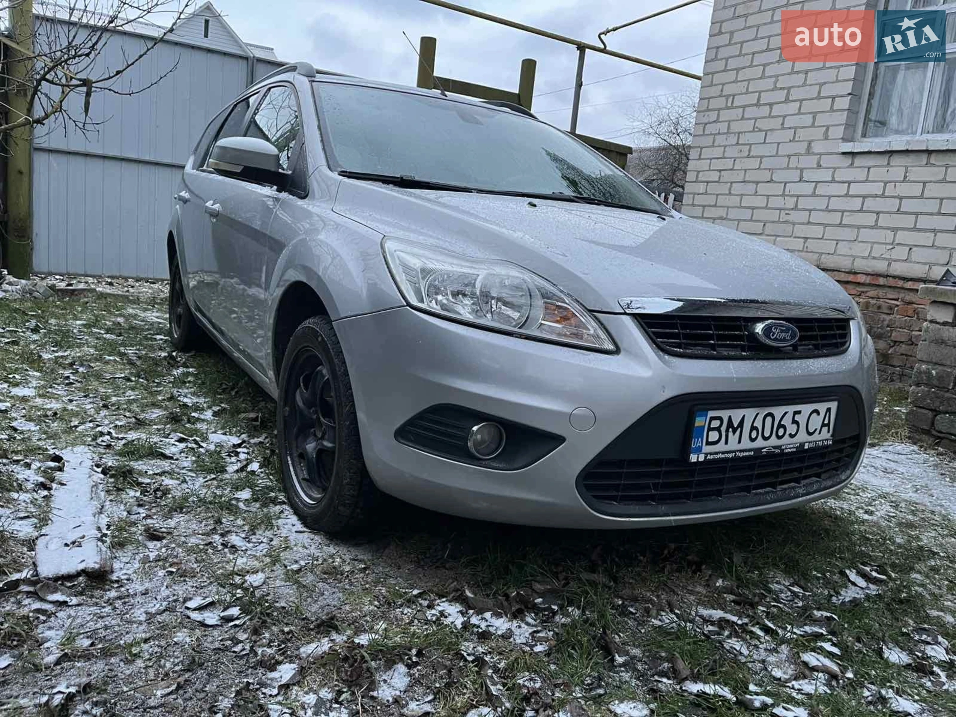 2010 Ford Focus - мініатюра 2