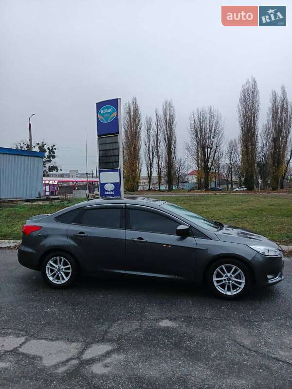 Седан Ford Focus 2017 в Києві