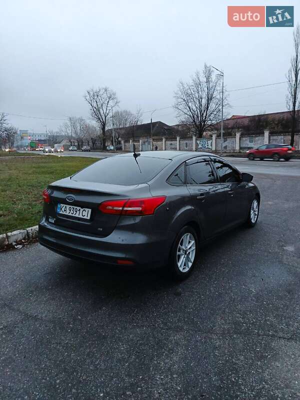 Седан Ford Focus 2017 в Києві