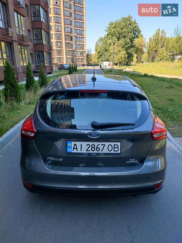 Хэтчбек Ford Focus 2015 в Чернигове