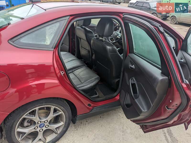Седан Ford Focus 2013 в Сумах