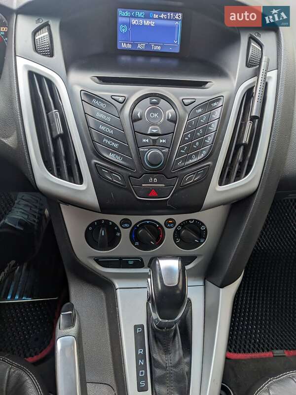 Седан Ford Focus 2013 в Сумах