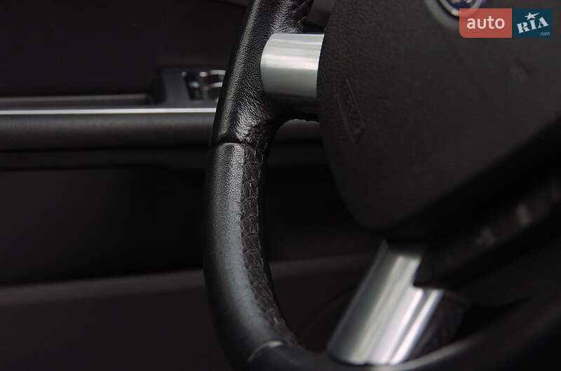 Хэтчбек Ford Focus 2010 в Ворзеле