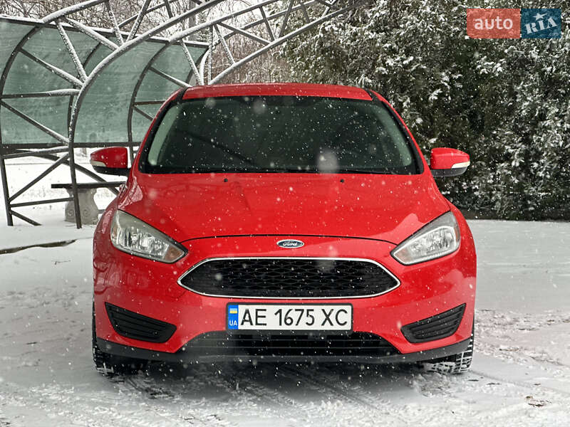 Седан Ford Focus 2015 в Дніпрі