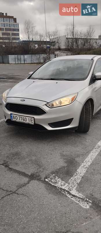 Седан Ford Focus 2017 в Ужгороді