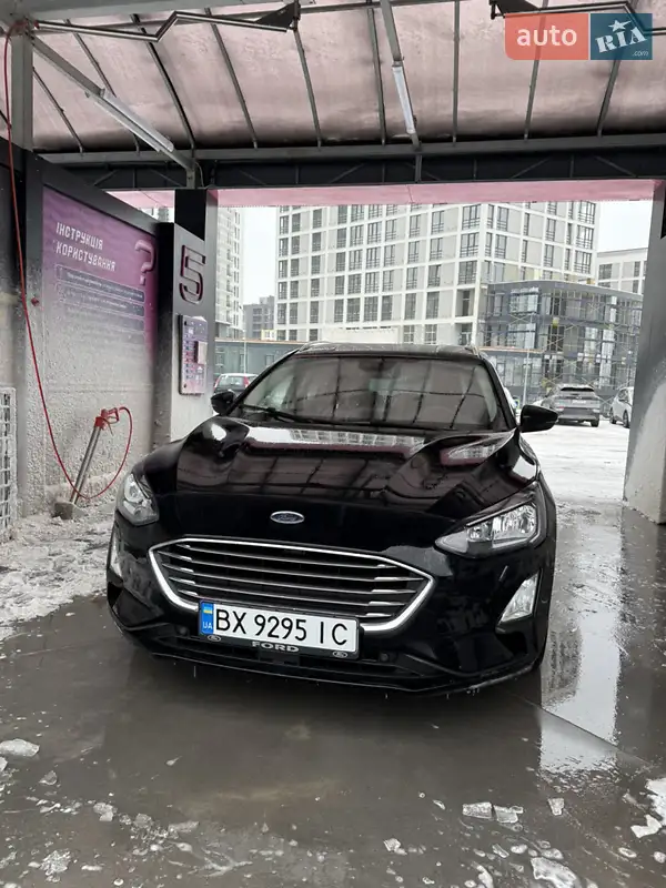 Ford Focus 2019