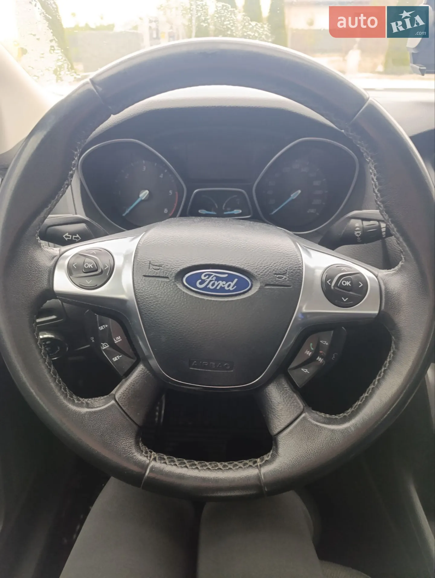 Ford Focus 2011 VIN WF0LXXGCBLBP28147 фото оголошення 17 з 23