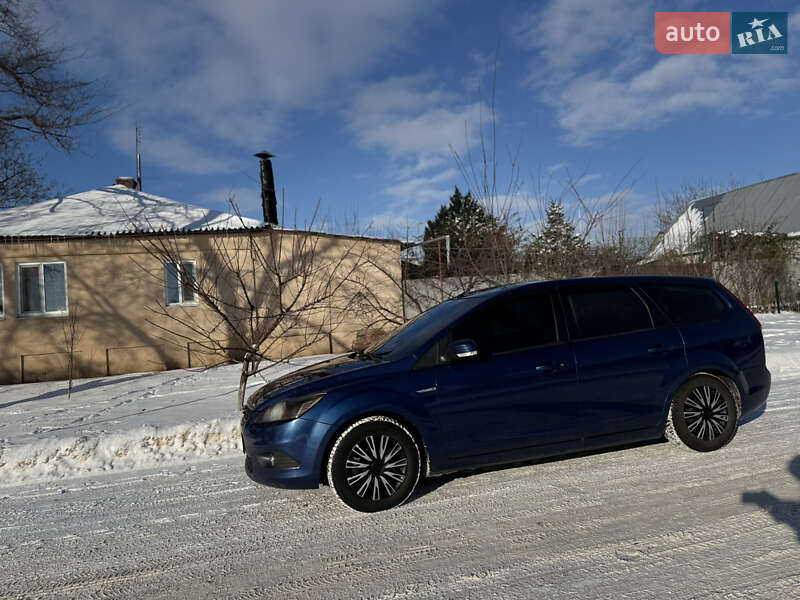 Універсал Ford Focus 2008 в Краснограді