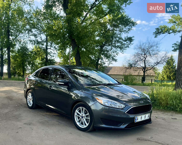 Седан Ford Focus 2015 в Першотравенске