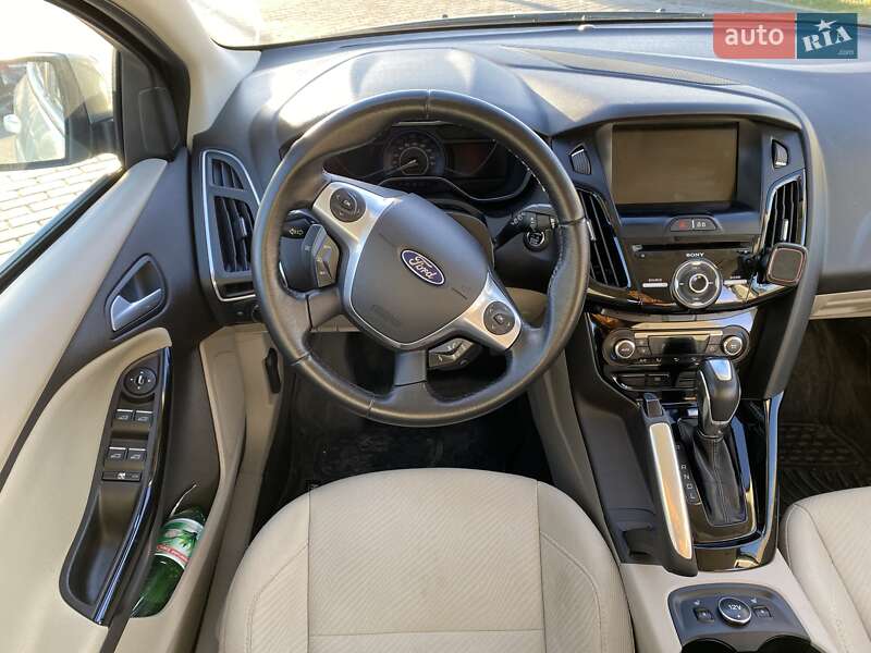 Хэтчбек Ford Focus 2013 в Львове