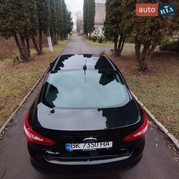 Седан Ford Focus 2014 в Рівному