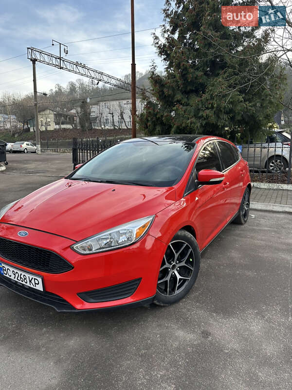 Хэтчбек Ford Focus 2015 в Львове фото Хэтчбек Ford Focus 2015 в Львове