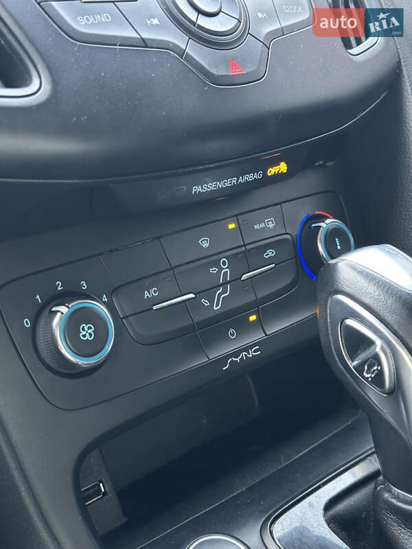 Хэтчбек Ford Focus 2015 в Львове фото 11 Хэтчбек Ford Focus 2015 в Львове