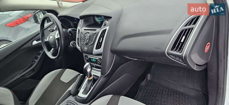 Хэтчбек Ford Focus 2013 в Киеве