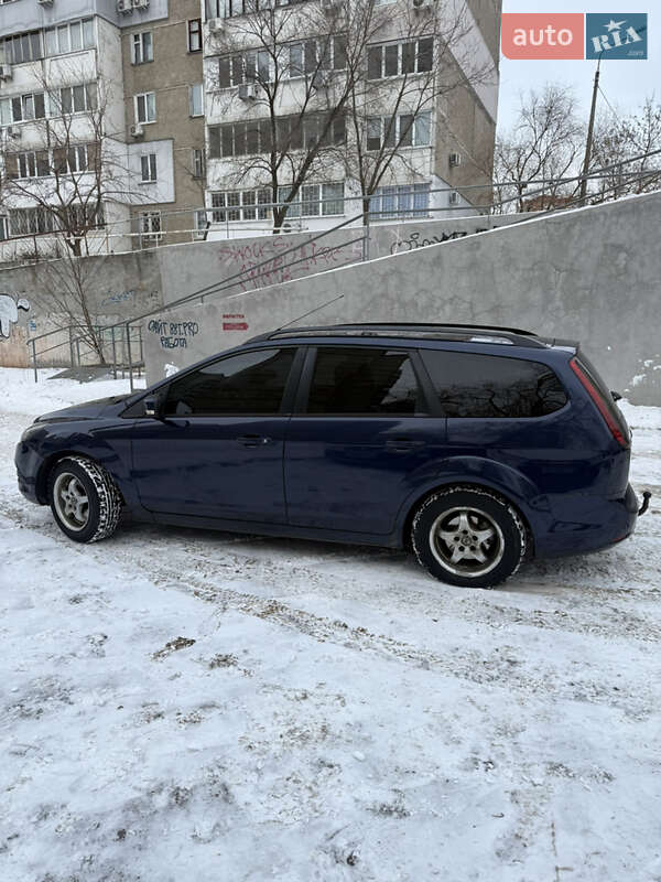 Універсал Ford Focus 2010 в Києві фото 5 Універсал Ford Focus 2010 в Києві