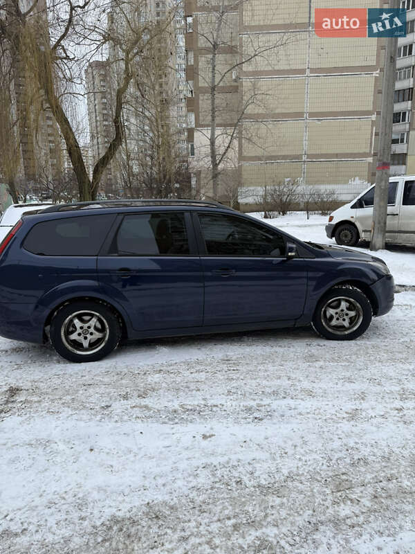 Універсал Ford Focus 2010 в Києві фото 13 Універсал Ford Focus 2010 в Києві