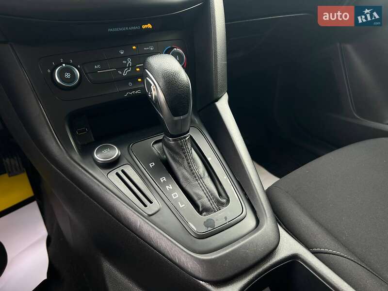 Седан Ford Focus 2017 в Ивано-Франковске
