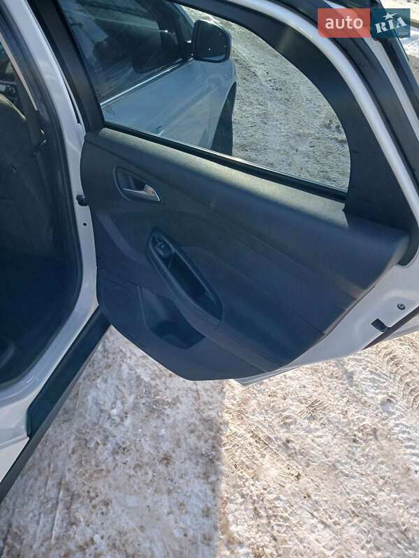 Хетчбек Ford Focus 2012 в Черкасах