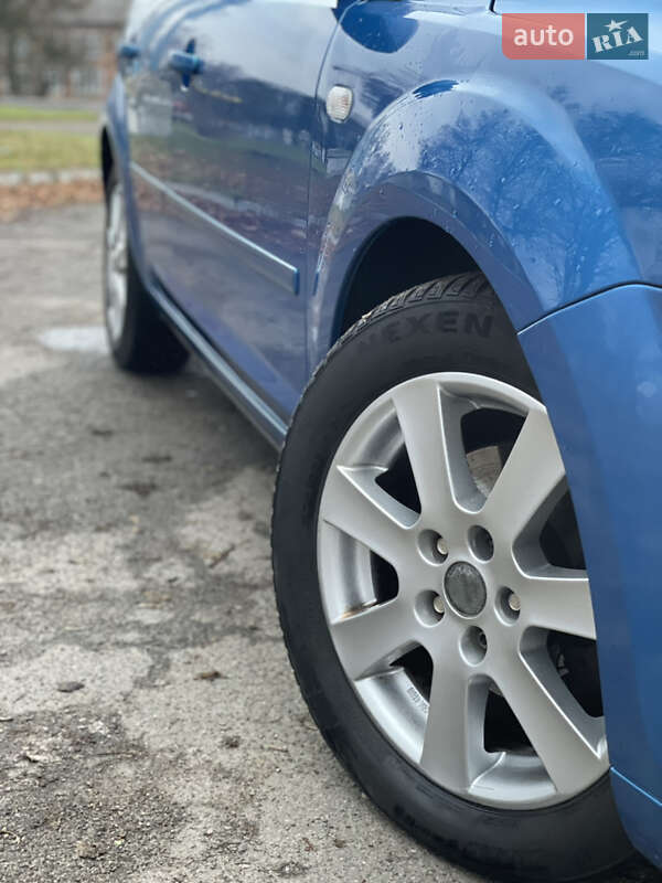 Хэтчбек Ford Focus 2007 в Владимире