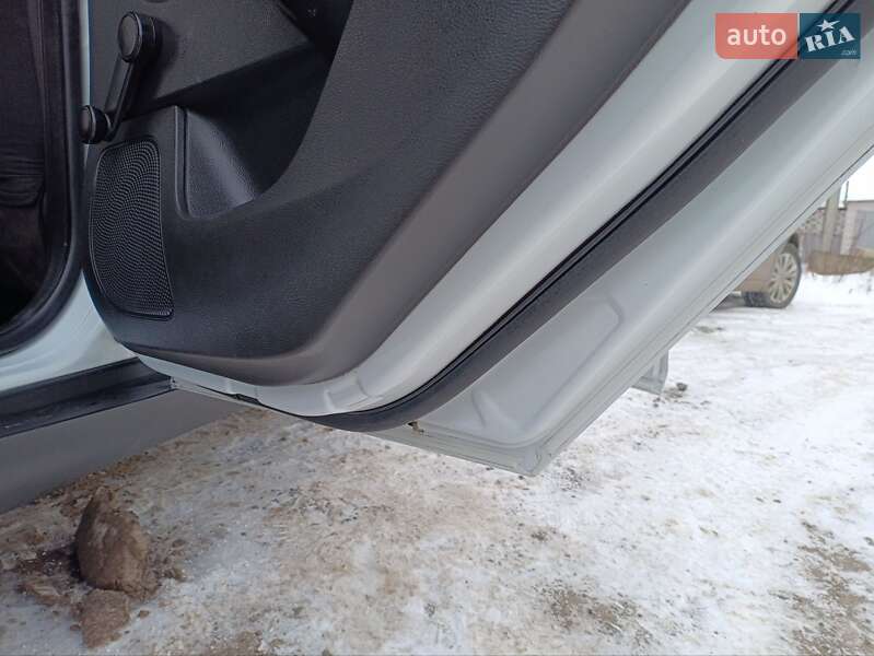 Седан Ford Focus 2012 в Калиновке фото 15 Седан Ford Focus 2012 в Калиновке