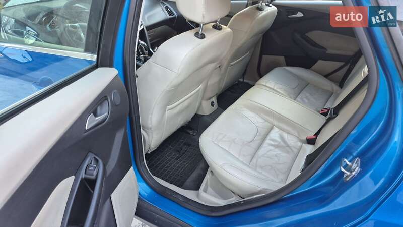 Хэтчбек Ford Focus 2014 в Ровно