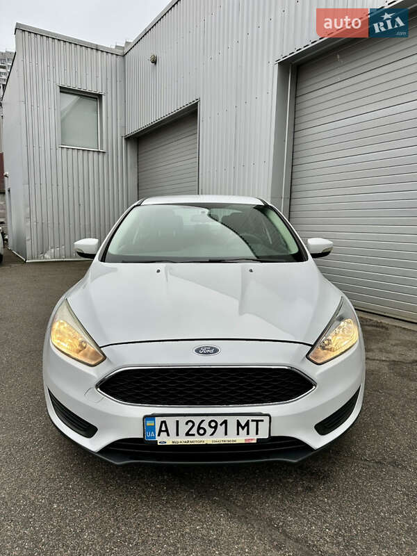 Седан Ford Focus 2017 в Киеве