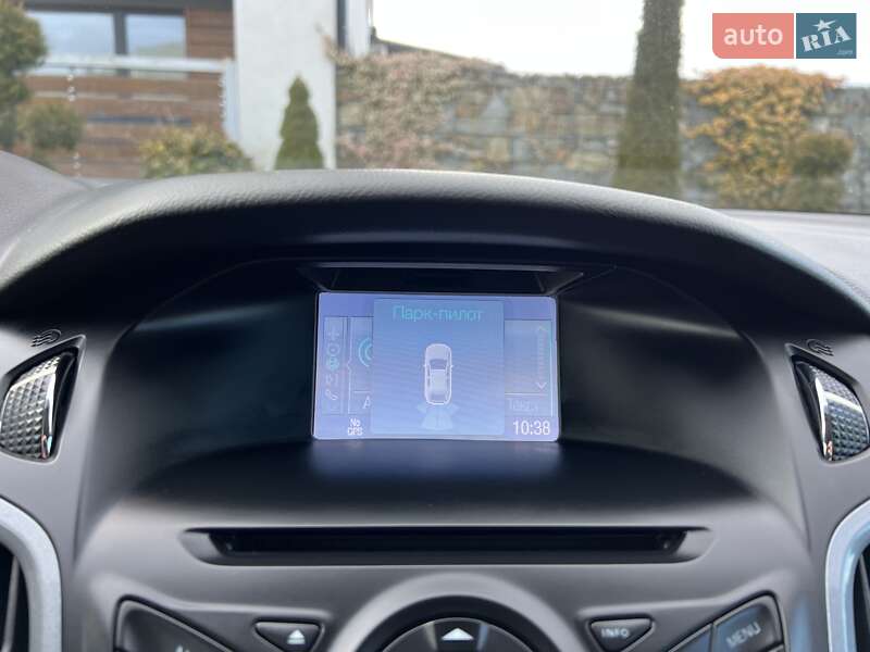 Универсал Ford Focus 2013 в Стрые фото 140 Универсал Ford Focus 2013 в Стрые