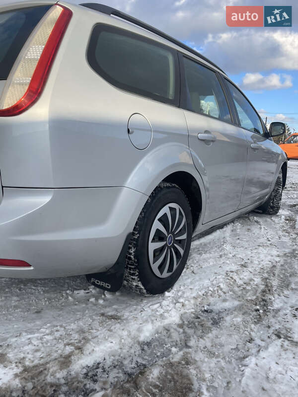 Универсал Ford Focus 2008 в Кременце фото 3 Универсал Ford Focus 2008 в Кременце