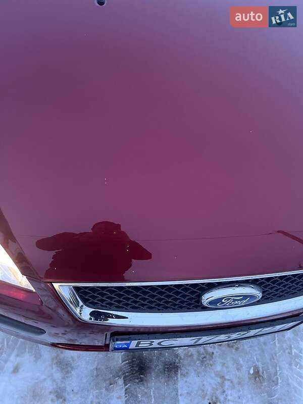 Хетчбек Ford Focus 2005 в Золочеві