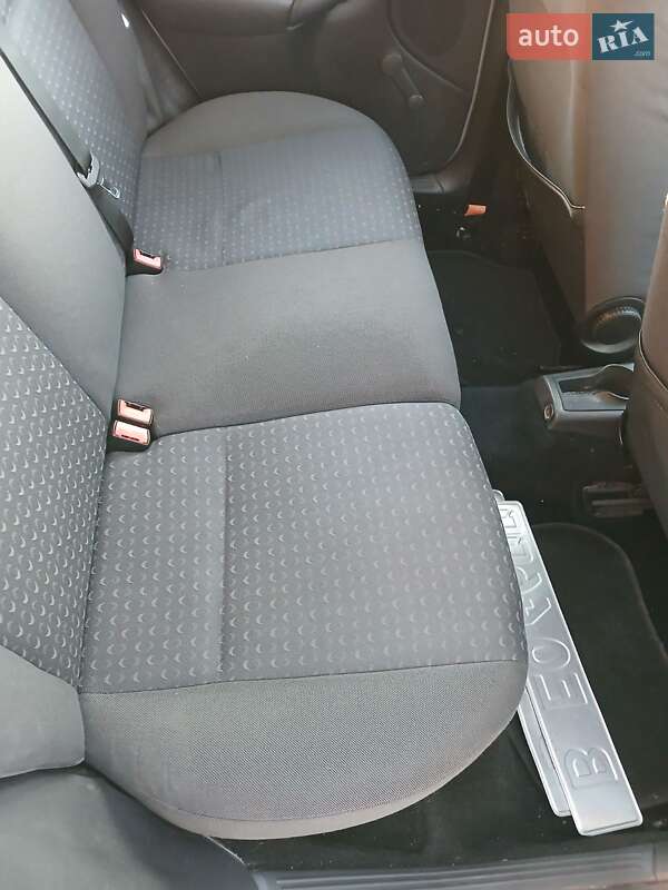 Универсал Ford Focus 2004 в Тернополе фото 48 Универсал Ford Focus 2004 в Тернополе