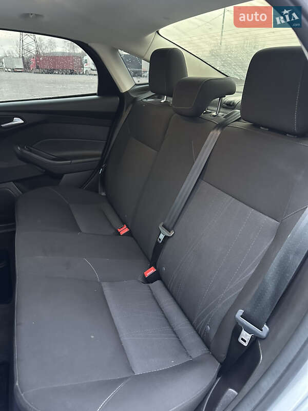 Седан Ford Focus 2018 в Киеве