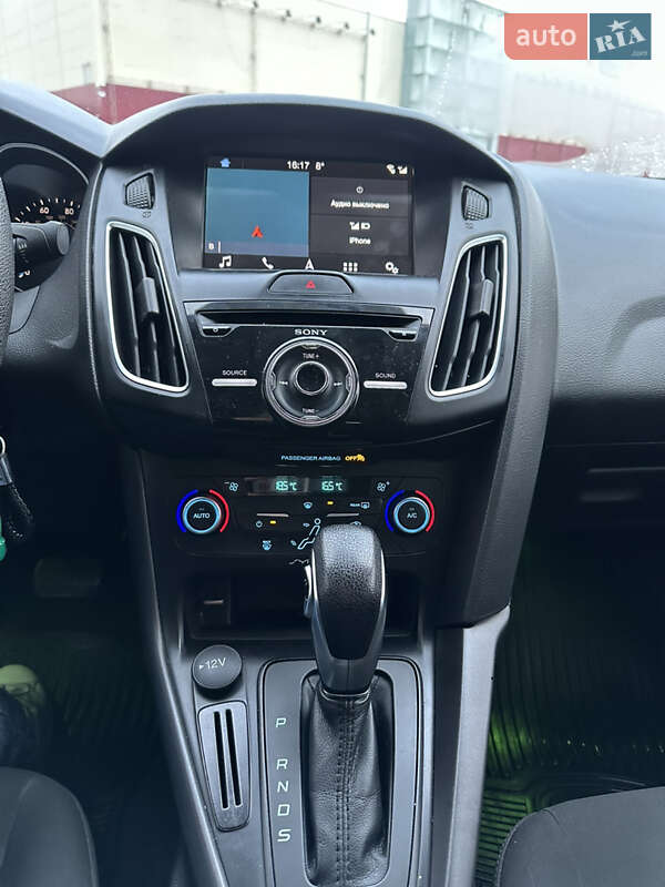 Седан Ford Focus 2018 в Киеве