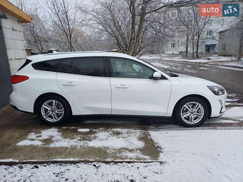 Универсал Ford Focus 2019 в Казатине