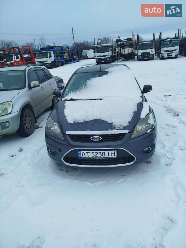 Универсал Ford Focus 2010 в Бурштыне