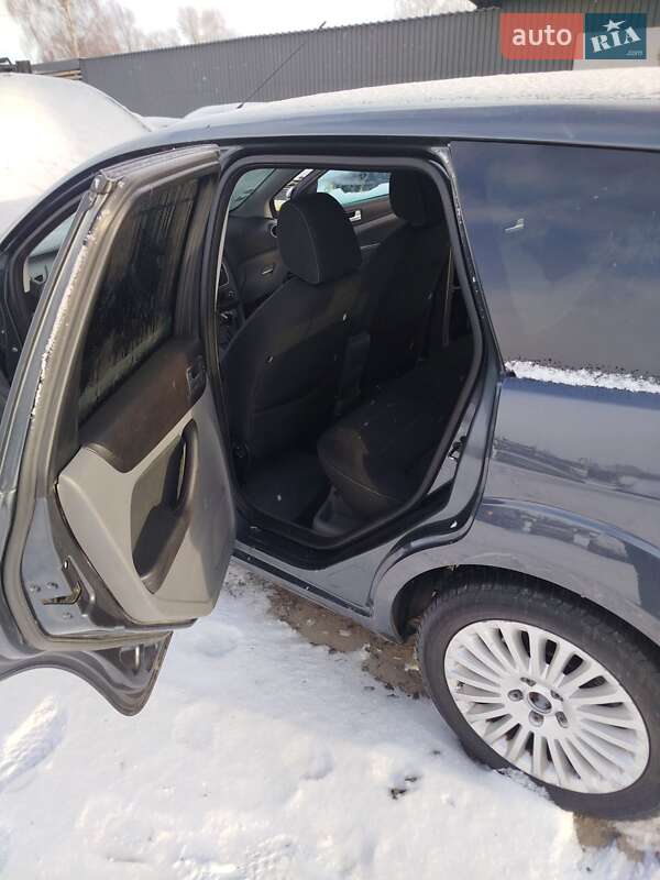 Универсал Ford Focus 2010 в Бурштыне
