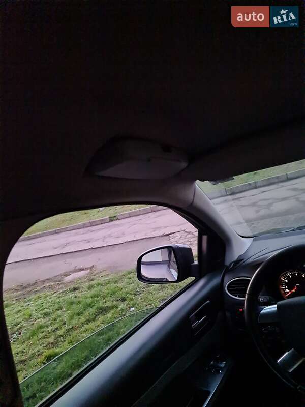 Универсал Ford Focus 2010 в Луцке фото 13 Универсал Ford Focus 2010 в Луцке