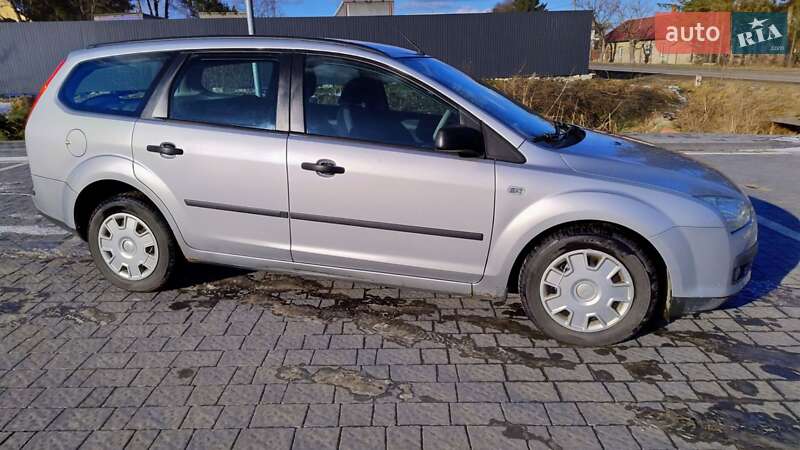 Универсал Ford Focus 2006 в Самборе