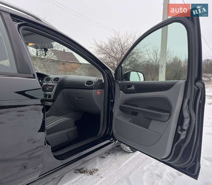 Универсал Ford Focus 2010 в Звягеле