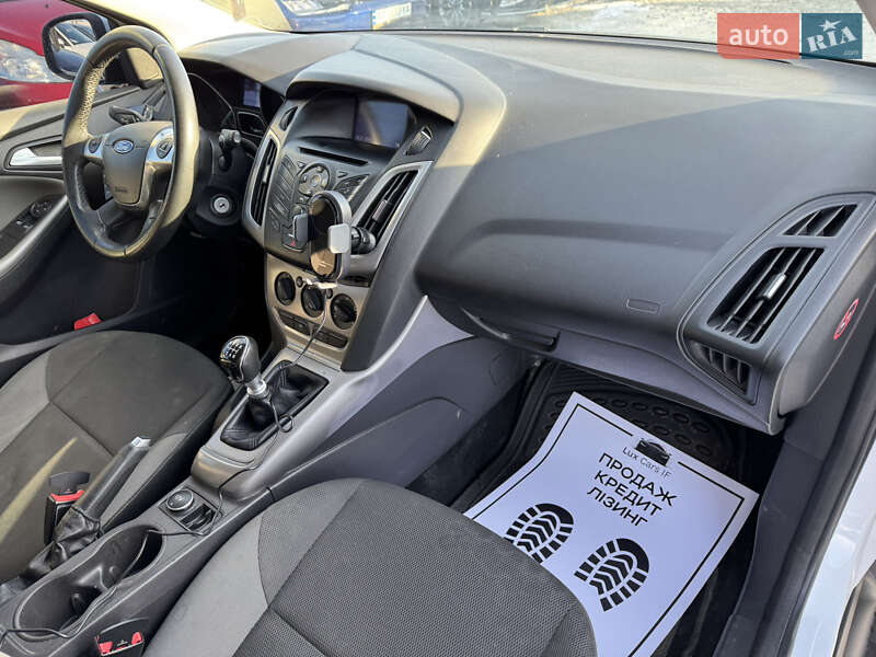 Хетчбек Ford Focus 2013 в Івано-Франківську