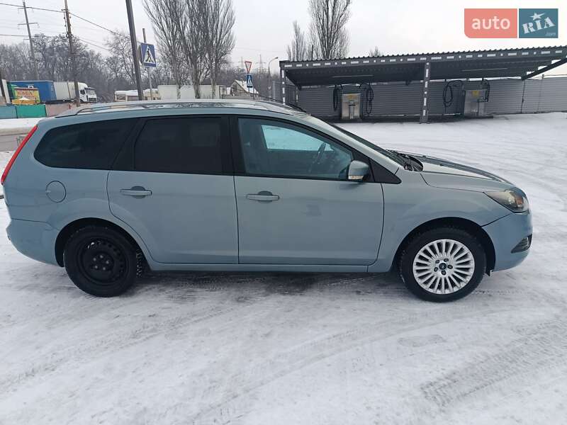 Универсал Ford Focus 2008 в Каменском
