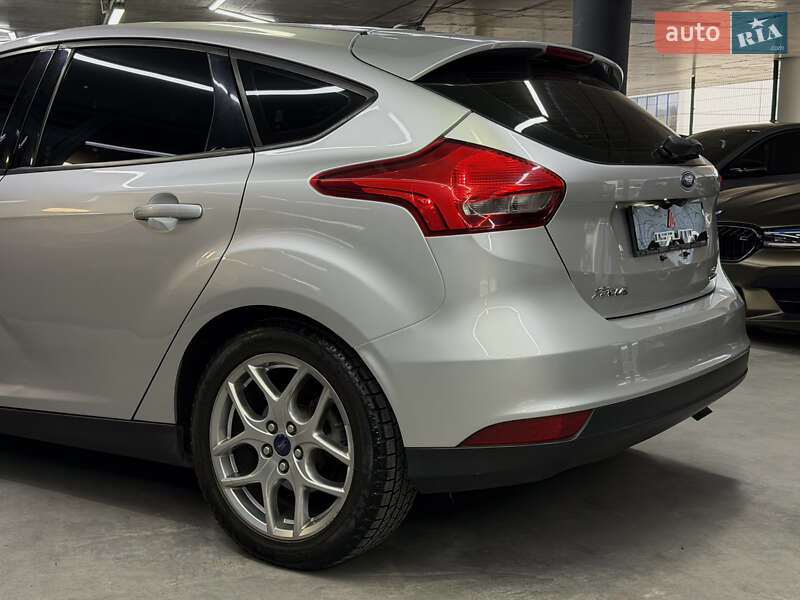 Хэтчбек Ford Focus 2015 в Одессе