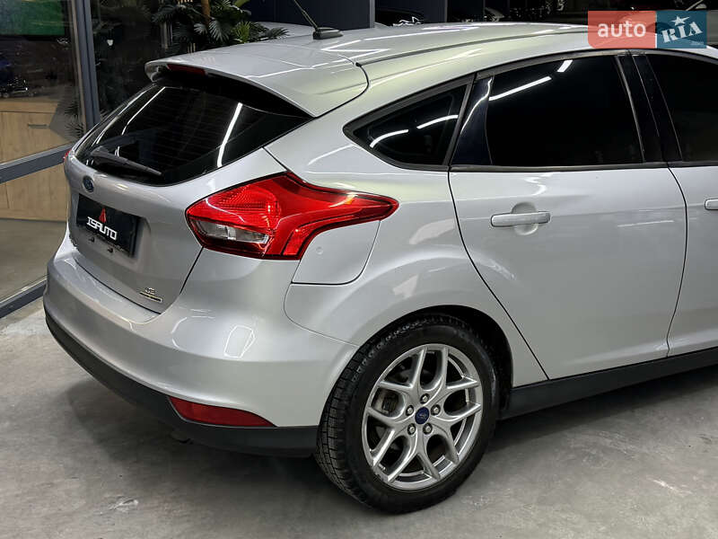 Хэтчбек Ford Focus 2015 в Одессе