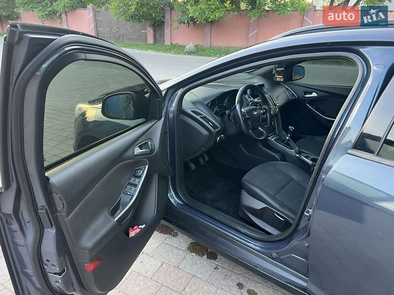 Ford Focus 2011 Ford Focus 2011