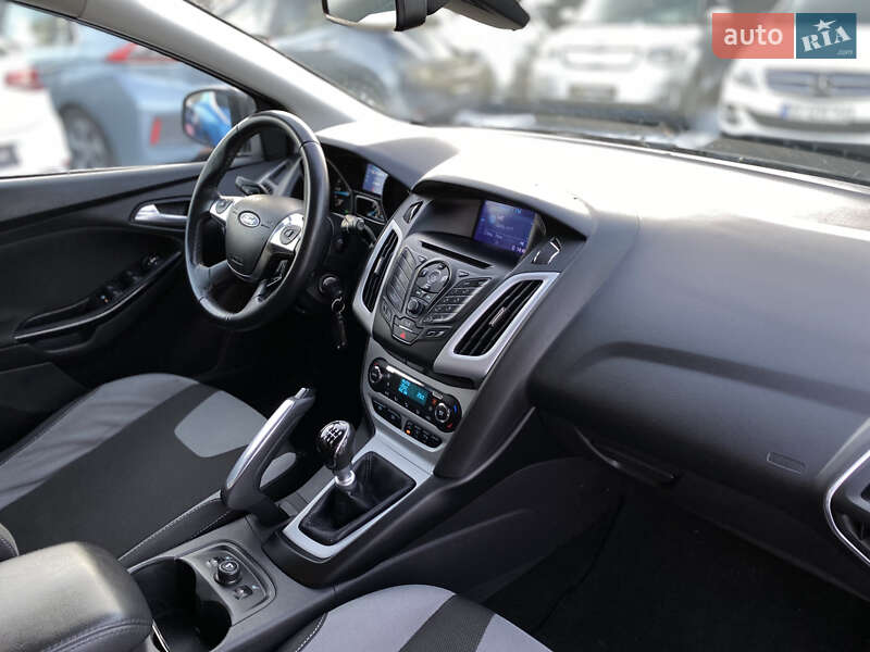 Универсал Ford Focus 2012 в Луцке